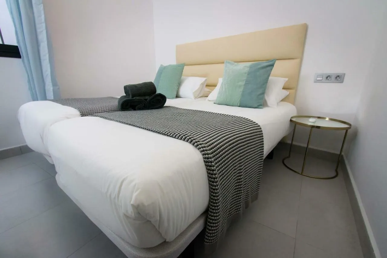 Holidays2Malaga Cobertizo Del Conde With Parking Apartament Hiszpania